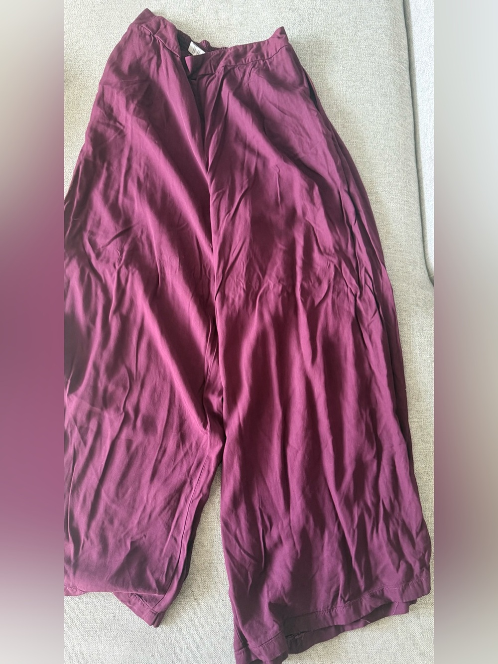 Women’s Wide Leg Capris in Deep Berry